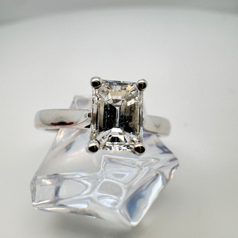 Platinum Emerald Cut Diamond Ring 1.00ct F SI1