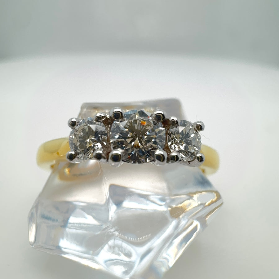 18ct Yellow Gold 3 Stone Diamond Ring .51ct