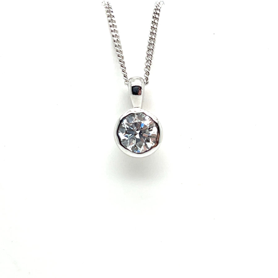 White gold 9ct Lab Grown diamond rub over pendent (chain sold separately)