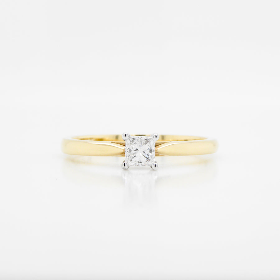 18ct Yellow Gold Princess Cut Single Stone Diamond Ring .27ct G/H SI1