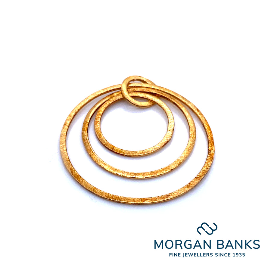 Morgan Banks Gold Interlinked Pendants